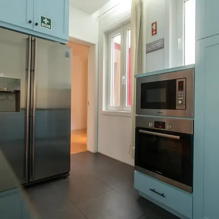 Apartment Pinpoint By Hosts