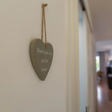 Apartment Pinpoint By Hosts