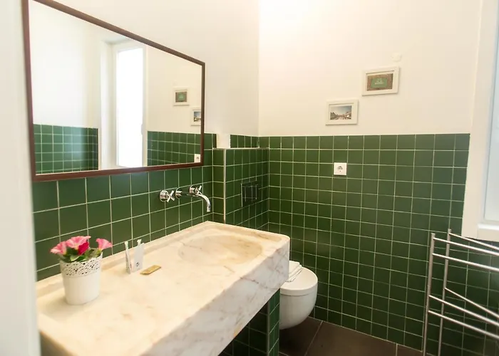 Pinpoint By Hosts Porto