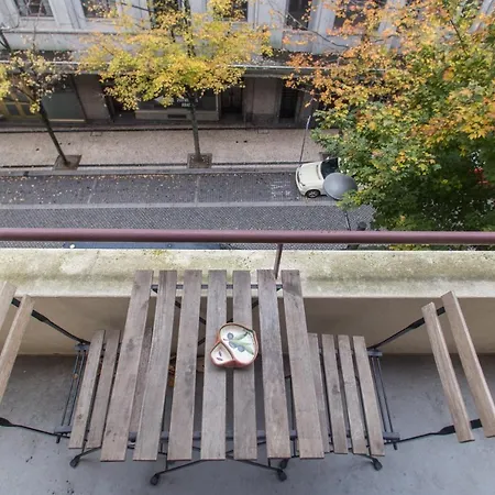 Pinpoint By Hosts * Oporto